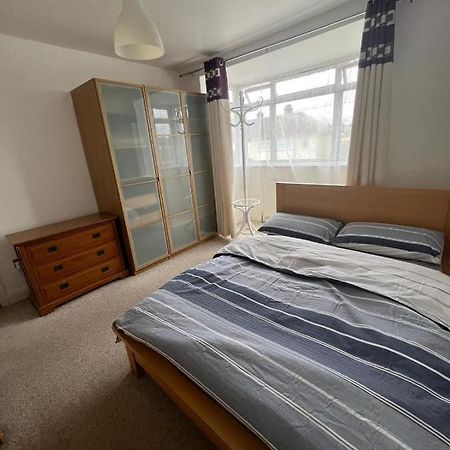 Lovely Double Room Gravesend Exterior photo